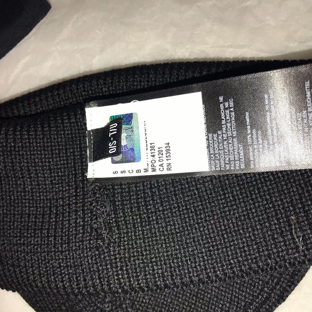 Canada goose Lightweight Merino Watch Cap Beanie made in Italy Carousell