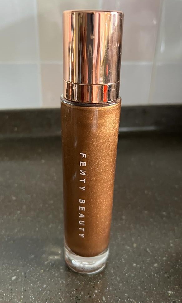 FENTY BEAUTY Body Lava Body Luminizer in Brown Sugar, Beauty