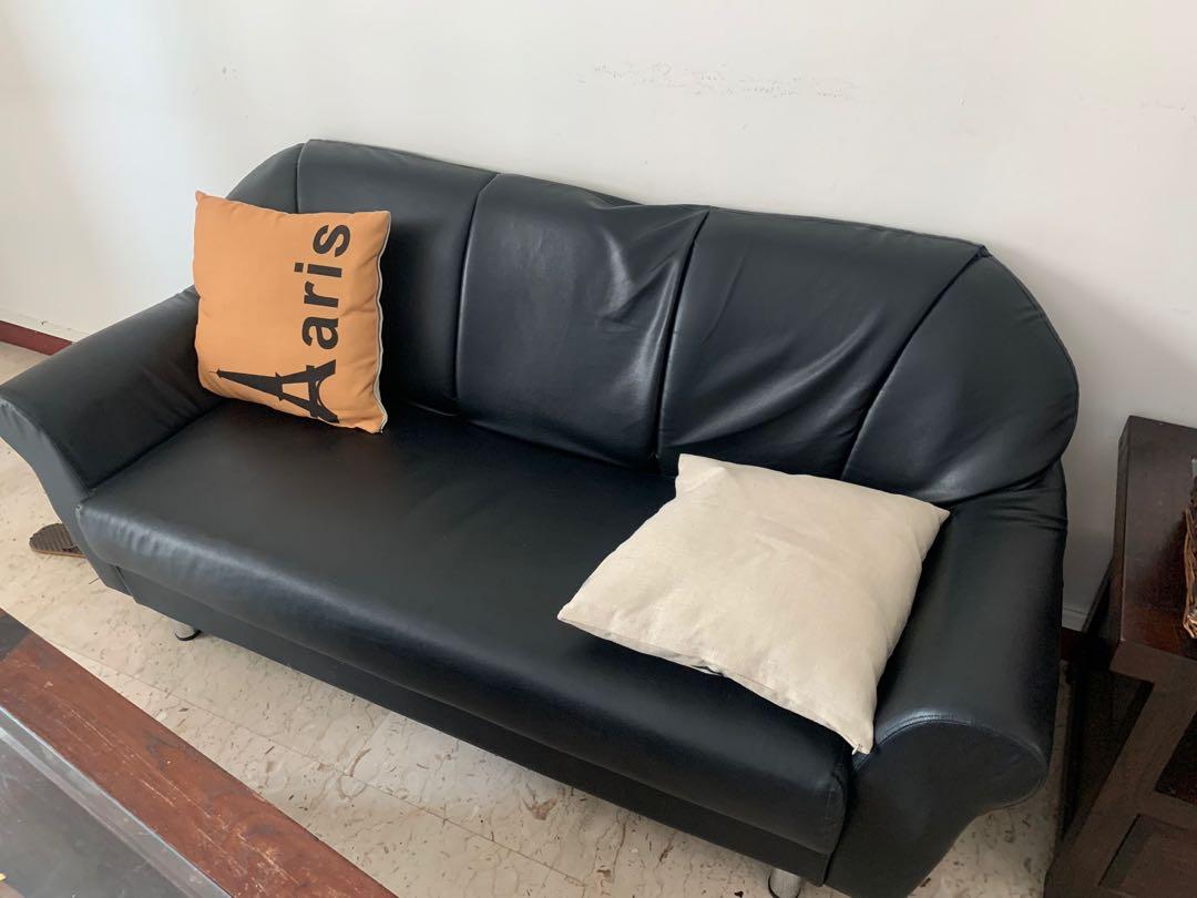 Free Sofa Moving Out, Furniture & Home Living, Furniture, Sofas on Carousell