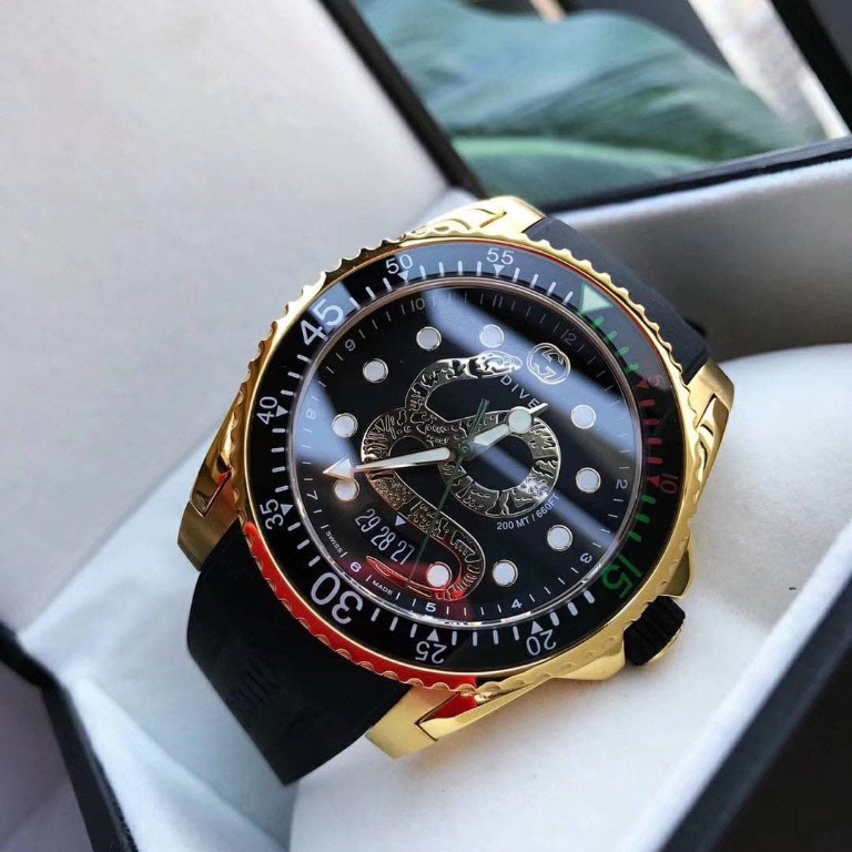Gucci dive watch 45mm snake deals