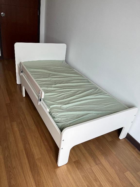 IKEA Baby Child and Teenager Bed SL KT with Mattress MSINT and Cover