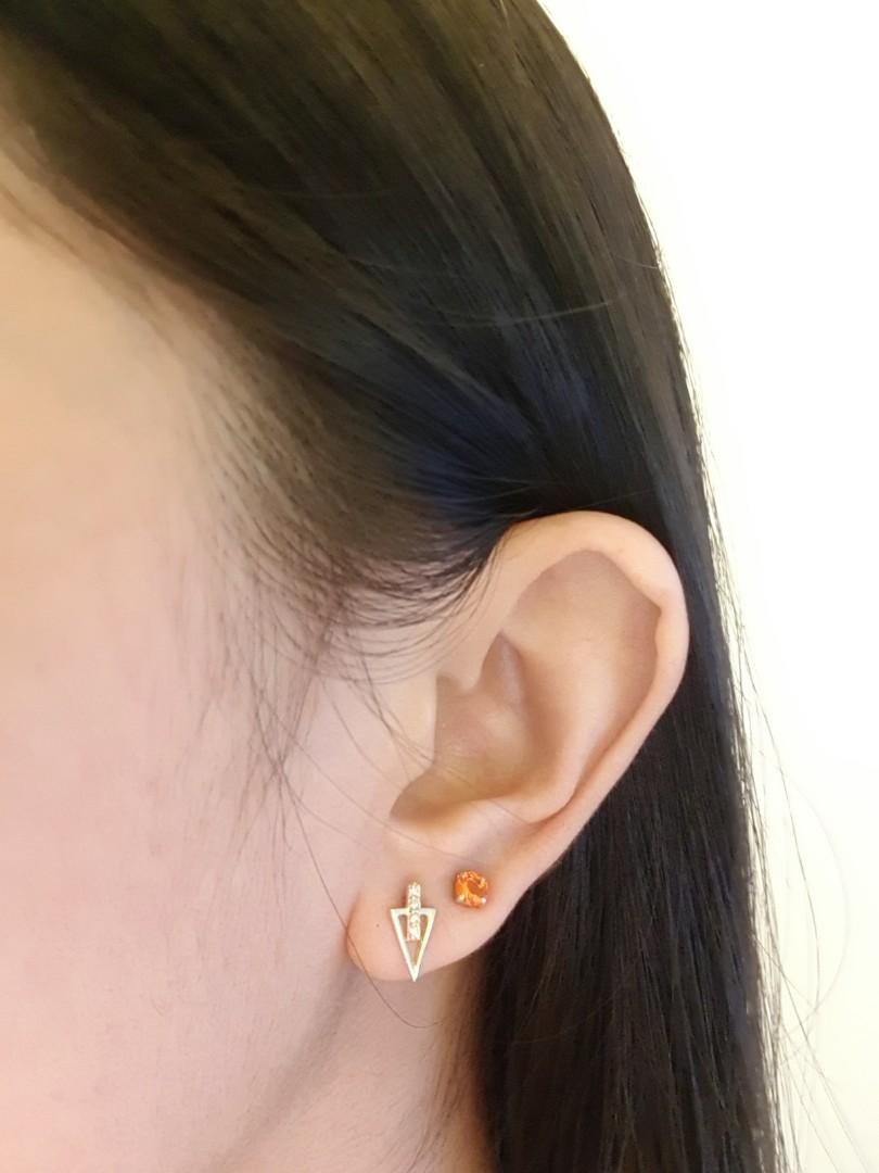 K18 Japan YG Dainty Earrings, Women