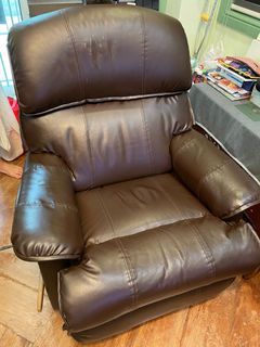 (Category: ) located in . Submitted by ajlt06 (Listing ID 1147995433, Image 1). Description: .