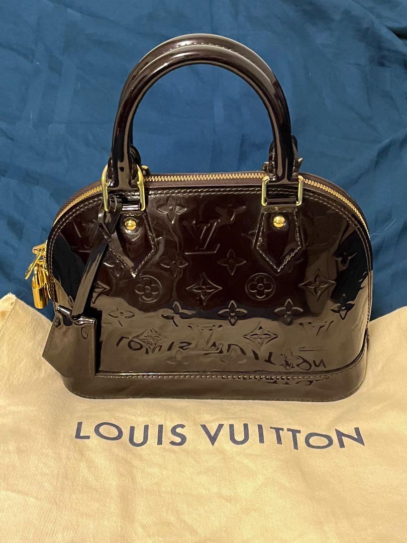 Like New LV Louis Vuitton Flower Hobo Monogram Black GHW(Cash S$1,800)