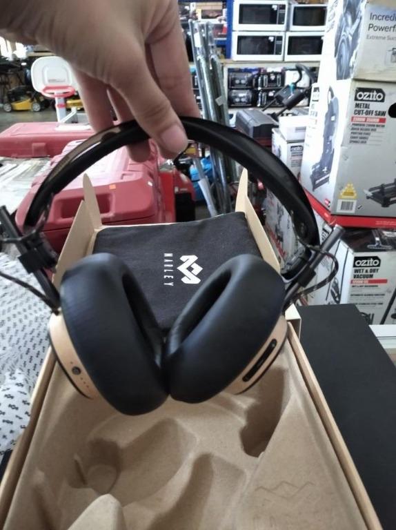 Marley Exodus Bluetooth Headphones (Category: Headphones & Headsets) located in San Pedro. Submitted by affordable_surplus.1 (Listing ID 1147932322, Image 3). Description: Marley Exodus Bluetooth Headphones PHP 5 500 Please Read! - All items are SURPLUS and from AUSTRALIA - In GOOD condition - No COD - Payment First Via Gcash or Bank Transfer You can also visit our store! We are open Monday - Saturday, 8AM - 5PM. Closed on Sundays. Our store is l