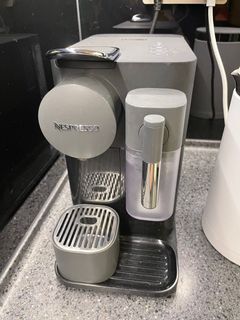 （分類：）位於 。 由 workaholic2003 提交（商品編號 1147991812，圖片 1）。簡介： 。