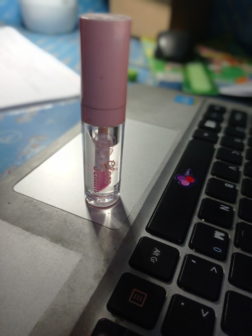 Oh my skin lip gloss serum isi masih 90 exp okt 2022, Kesehatan