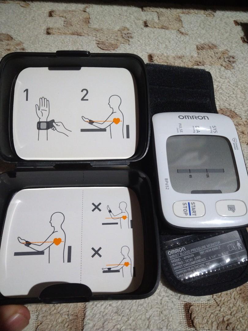 Omron wrist Blood pressure monitor Bp652 (7 series), Health & Nutrition