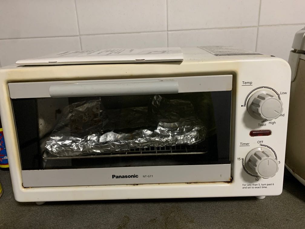 Panasonic NTGT1 toaster oven, TV & Home Appliances, Kitchen Appliances