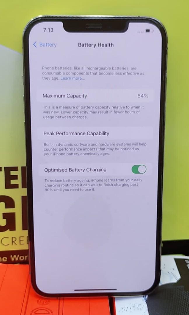 Iphone 12 pro battery mah