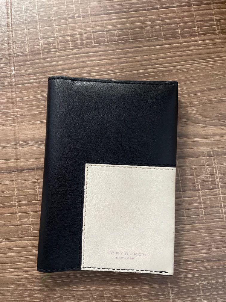 tory burch passport holder set