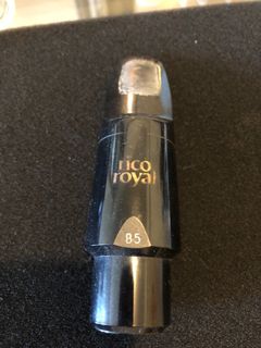 （分類：）位於 。 由 baritonesolo 提交（商品編號 1147909237，圖片 1）。簡介： 。