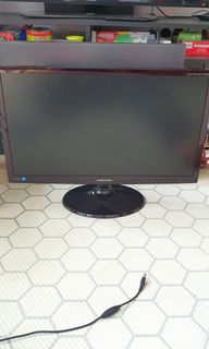 (Category: ) located in . Submitted by eezad18 (Listing ID 1147924188, Image 1). Description: .