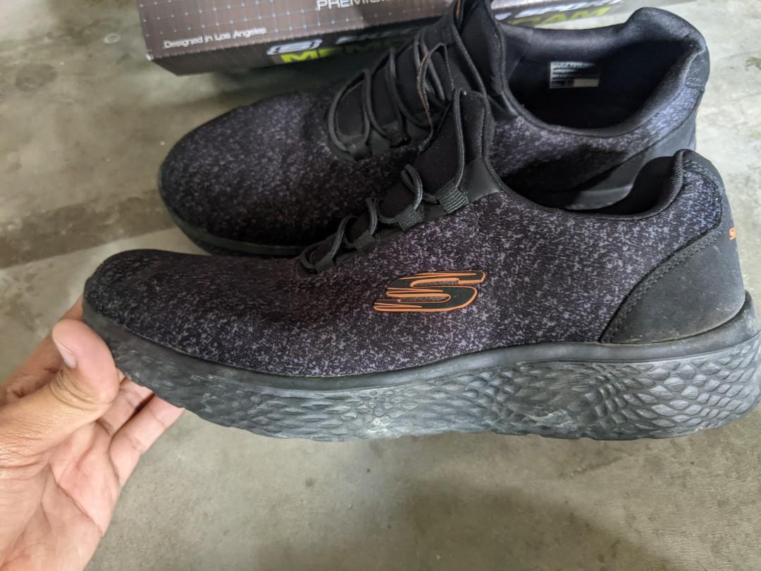 SKECHERS SLIP ON MEN S