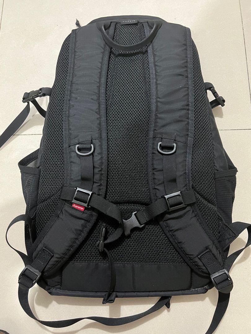 Supreme hotsell 17ss backpack