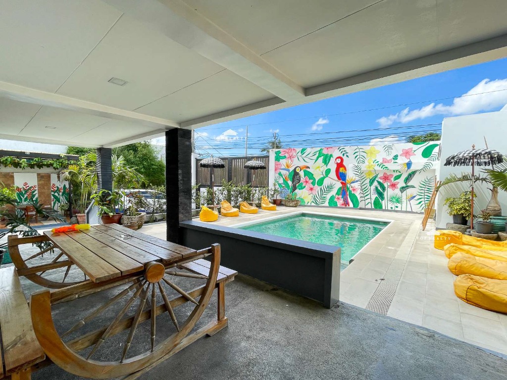 Tagaytay 8 Bedroom 8BR AirBnB Villa for Sale with swimming pool in