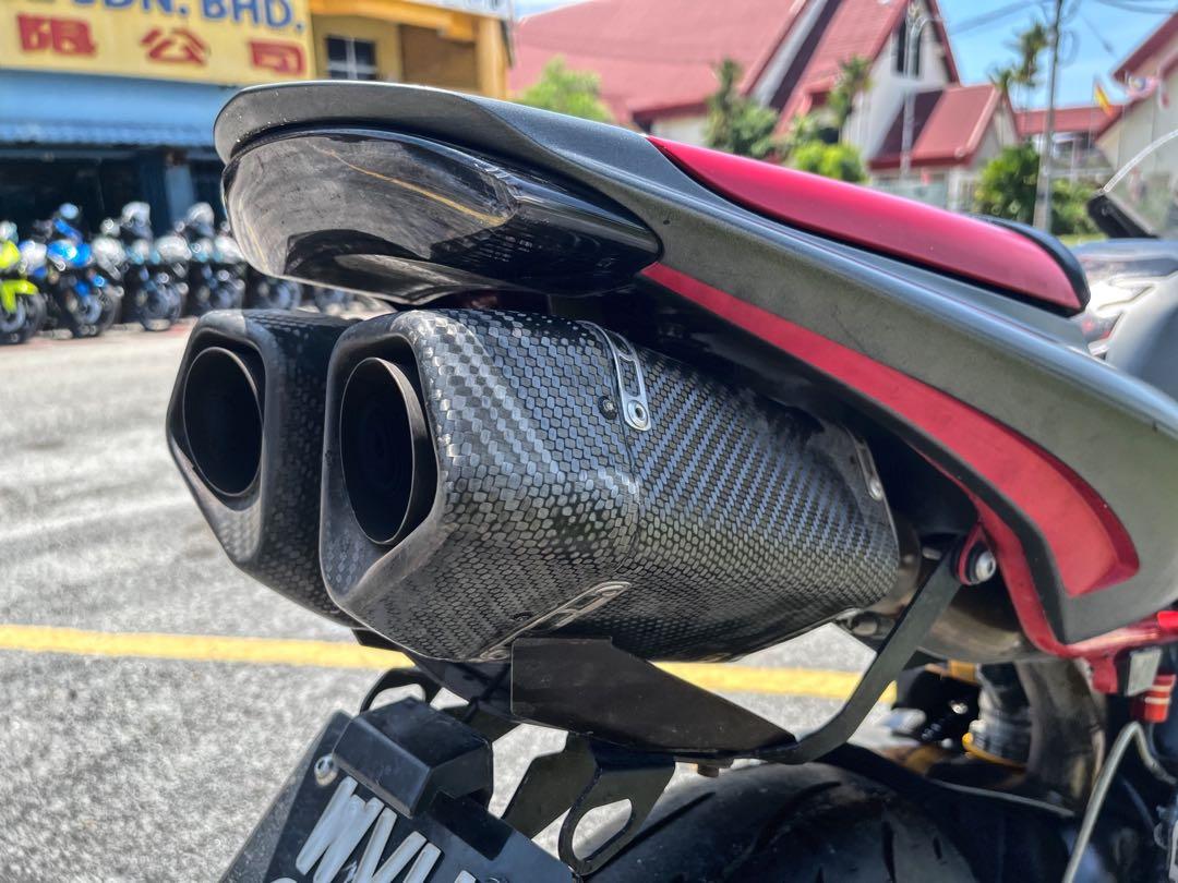 Triumph Daytona 675R Akrapovic Quickshifter Brembo (DP300) . zx6 r6