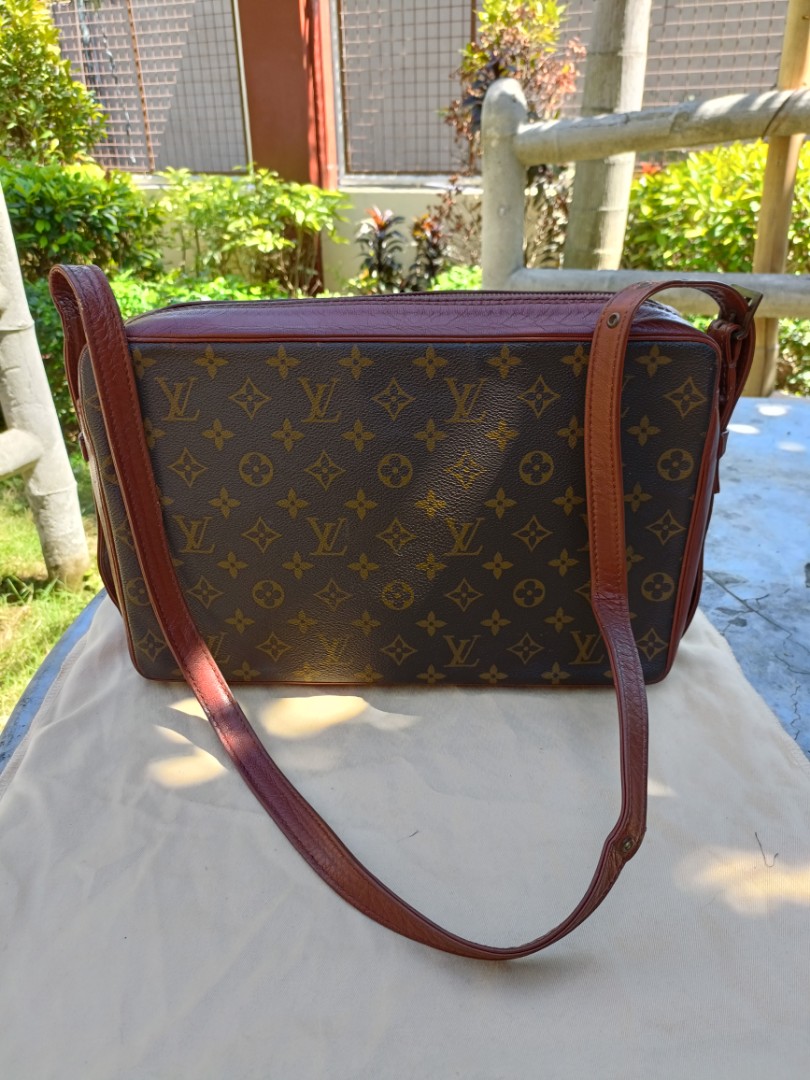 Vintage LV messenger bag, Luxury, Bags & Wallets on Carousell