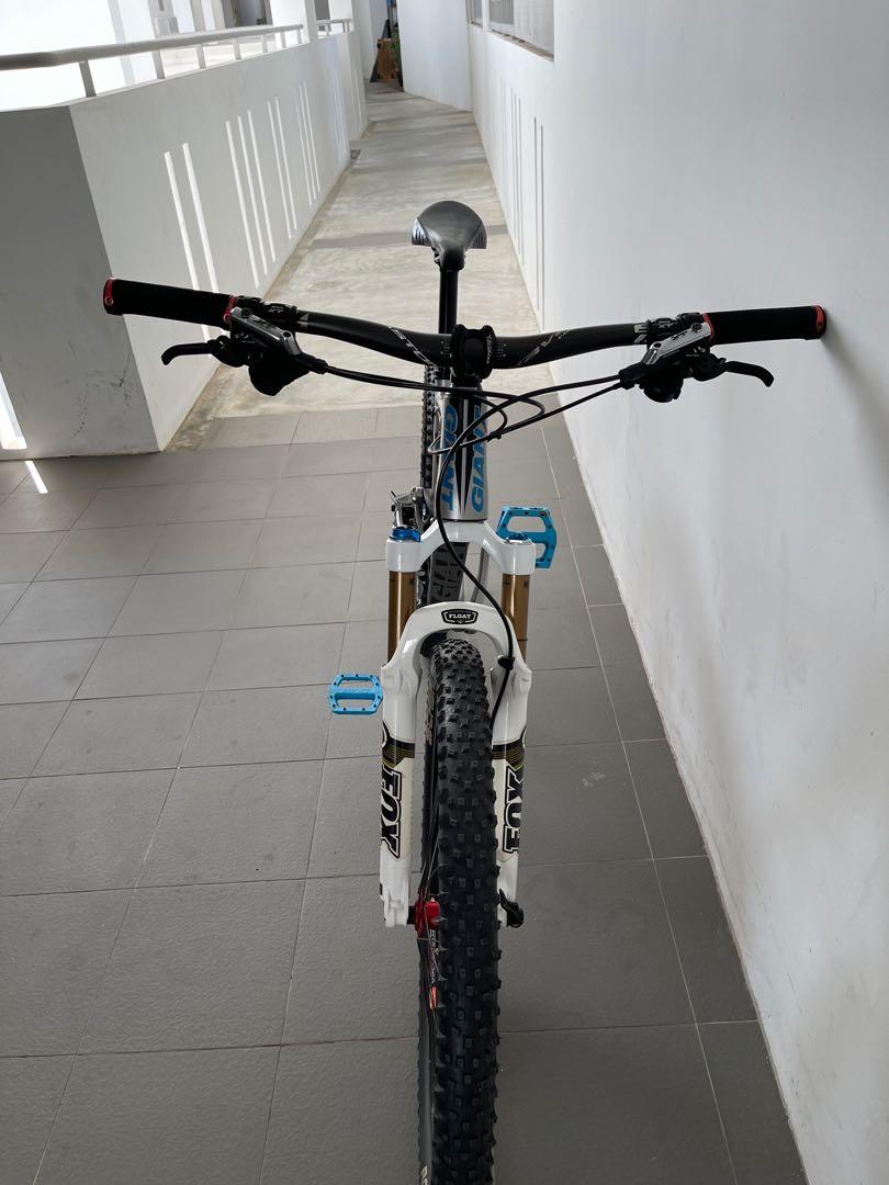 26 inch Giant anthem cross country mtb Sports Equipment Bicycles Parts Bicycles on Carousell