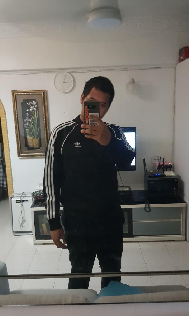 Adidas original queensbay online mall