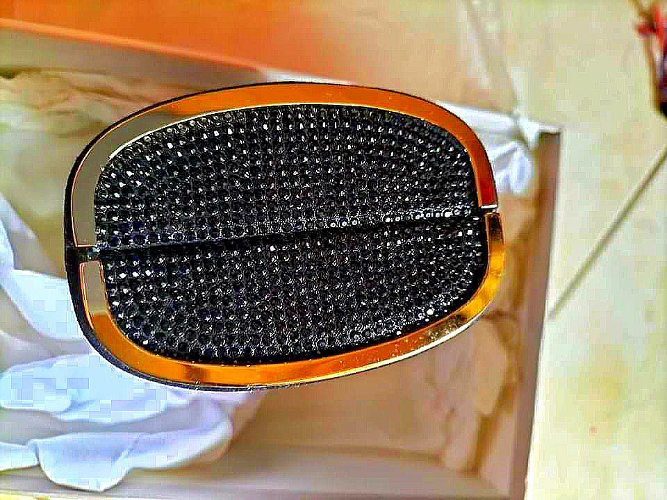 AUTHENTIC BN Jimmy Choo Clutch bag (Category: Luxury Bags & Wallets) located in Marikina City. Submitted by violetkai (Listing ID 1152504041, Image 3). Description: BN w/ Box & Dustbag UNUSED from Malaysia! Can negotiate for Fast Deal!!! NO to Low Ballers!!.