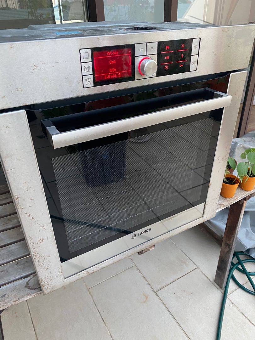 Bosch (expensive) built in oven, TV & Home Appliances, Kitchen