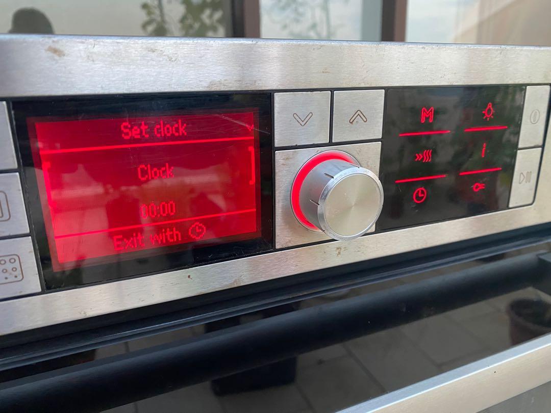 Bosch (expensive) built in oven, TV & Home Appliances, Kitchen