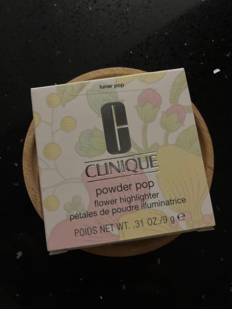 Clinique powder pop flower highlighter lunar pop, Beauty & Personal