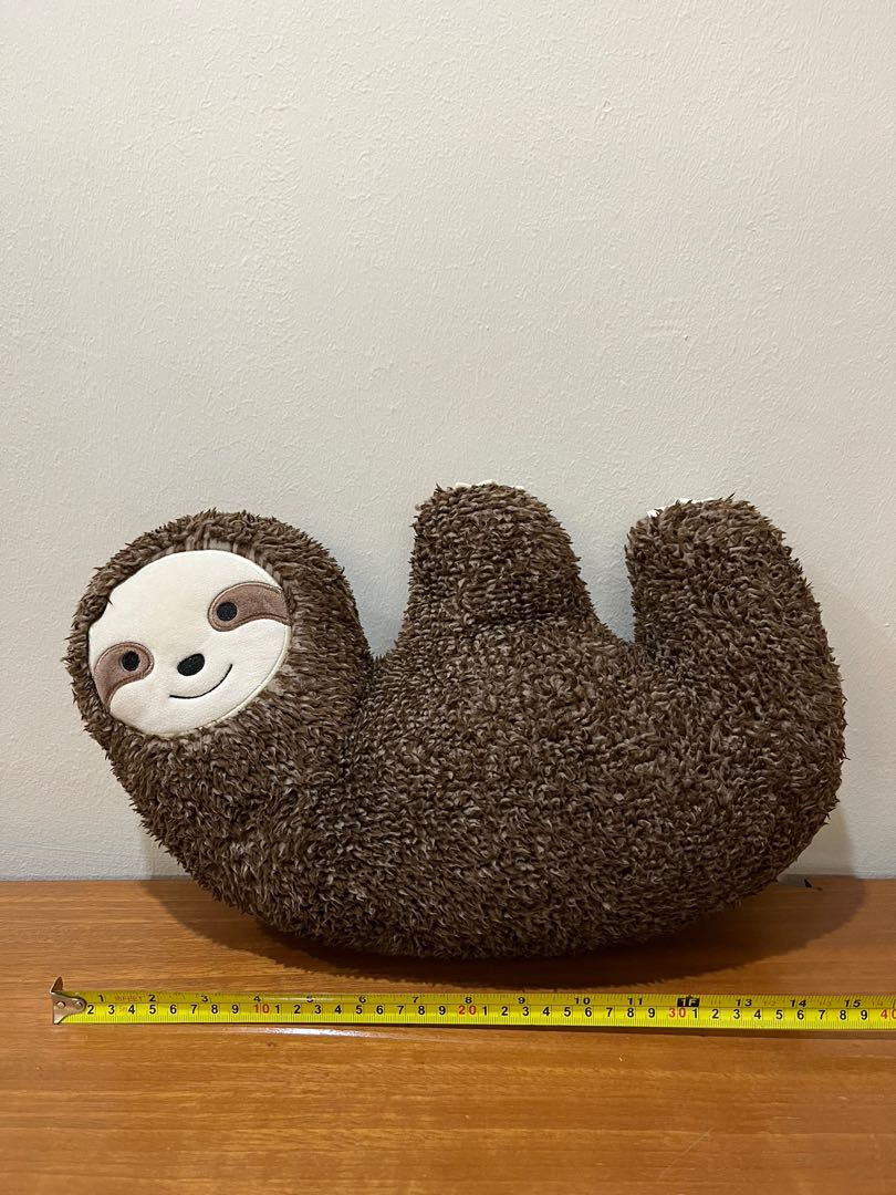 sloth stuffed animal