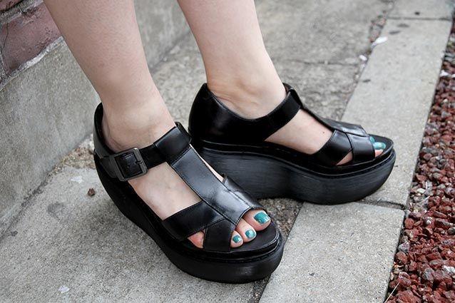 Dr martens adaya clearance