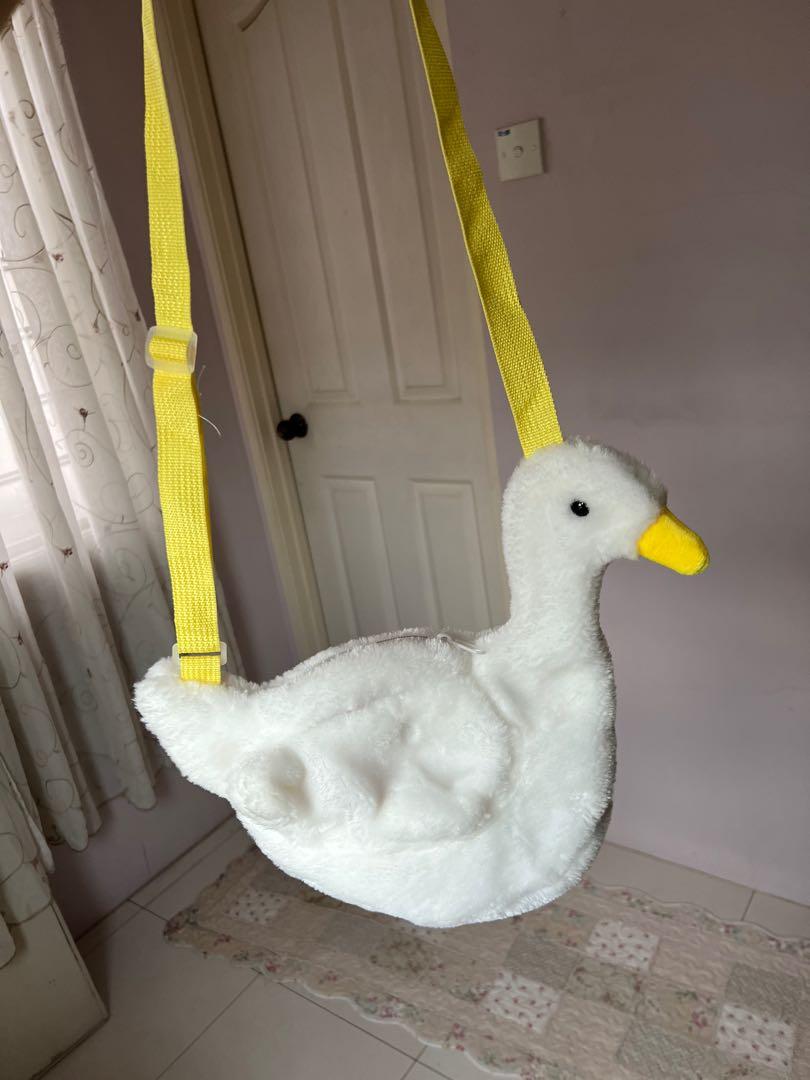 Duck sling bag