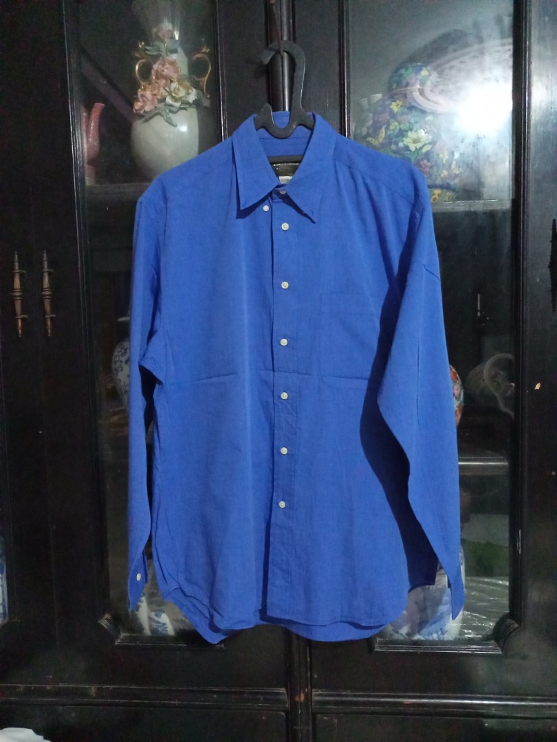 EDDIE BAUER Navy cotton button-down men 