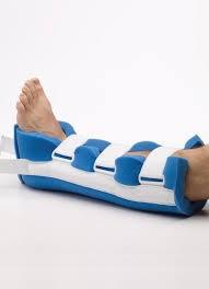 foam traction buck traction kit (Category: Braces, Support & Protection) located in Quezon City. Submitted by mrrightgeneralmerchandise (Listing ID 1152535804, Image 1). Description: Bucks Foam Traction is used to treat hip and leg fractures by pulling the leg.materials used foam of uratex ,high standard straps and quality sewed by professionals Features: High quality convulated to prevent migration Universal design features Medial and lateral st