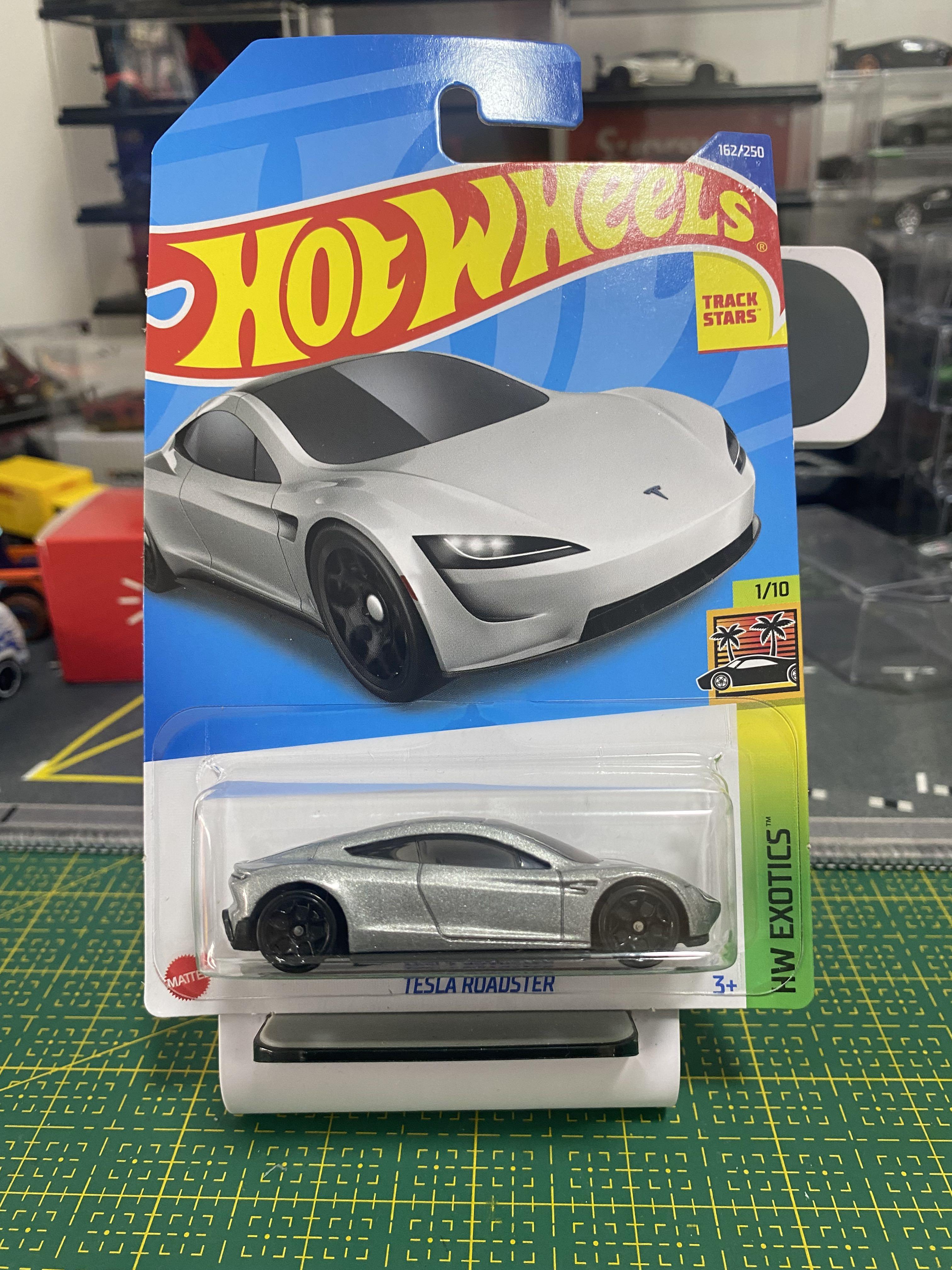Hot wheels tesla roadster hot sale 2020