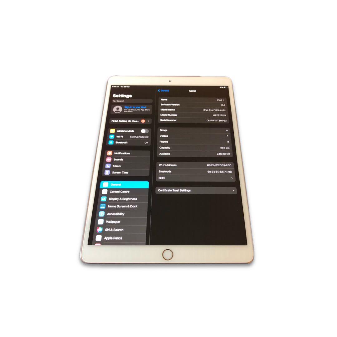 スマホ・タブレット・パソコンApple 10.5インチ　iPad Pro 64GB WiFiモデル
