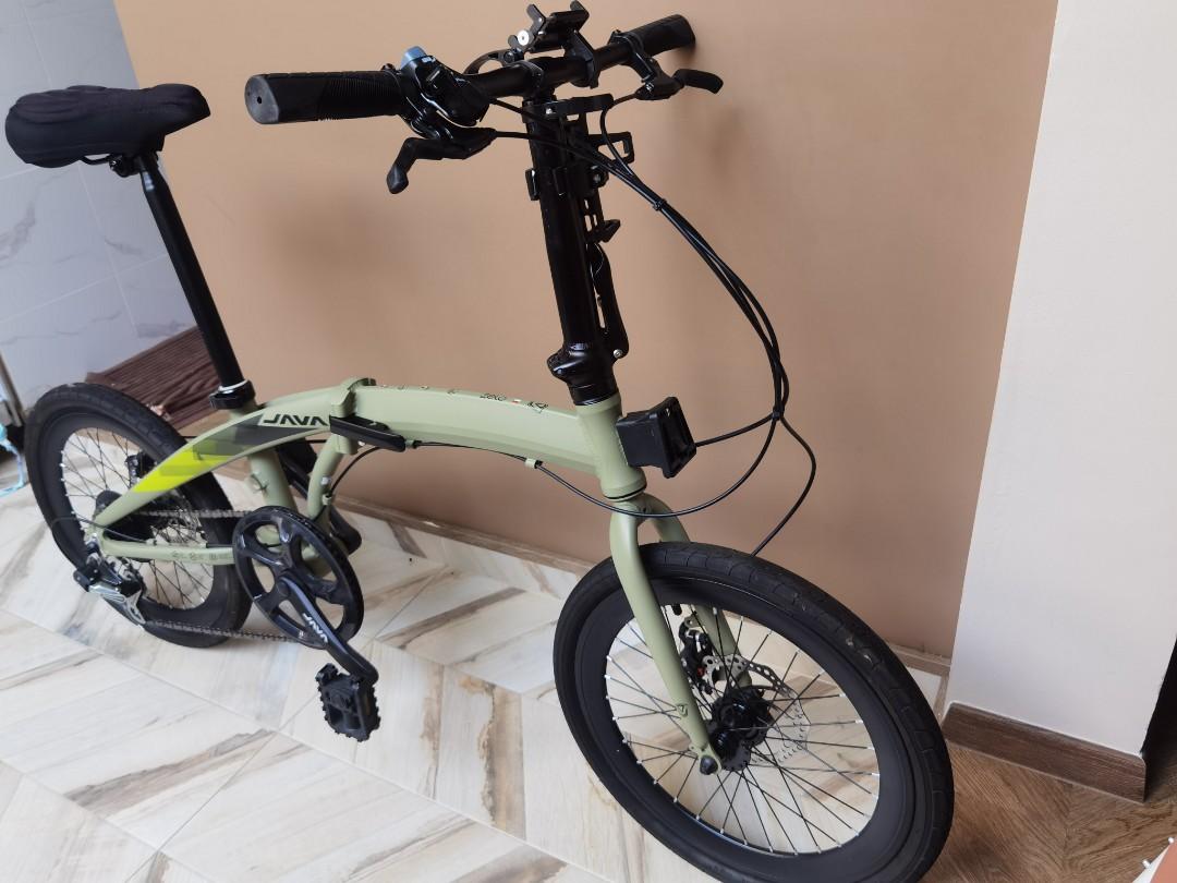 Java zelo (Category: Bicycles) located in Singapore. Submitted by alfiszz (Listing ID 1152444834, Image 3). Description: -Item almost brand new. -rode less than 4 times -Old man feels not suitable for him due to his height. -self collect, almost stock, only seat pole, and some accessories add ons.. -slight nego, selling $330(fast deal nego) **low ballers stay away! Don't waste our time. -9.5/10( almost new) - want more cheap can browse around, ch