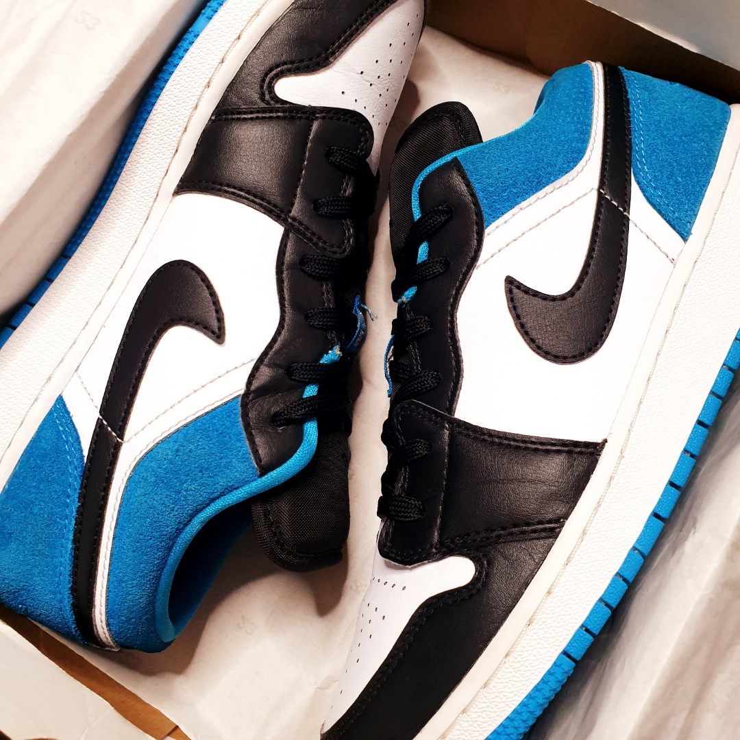 Jordan 1 low laser blue, Men's Fashion 