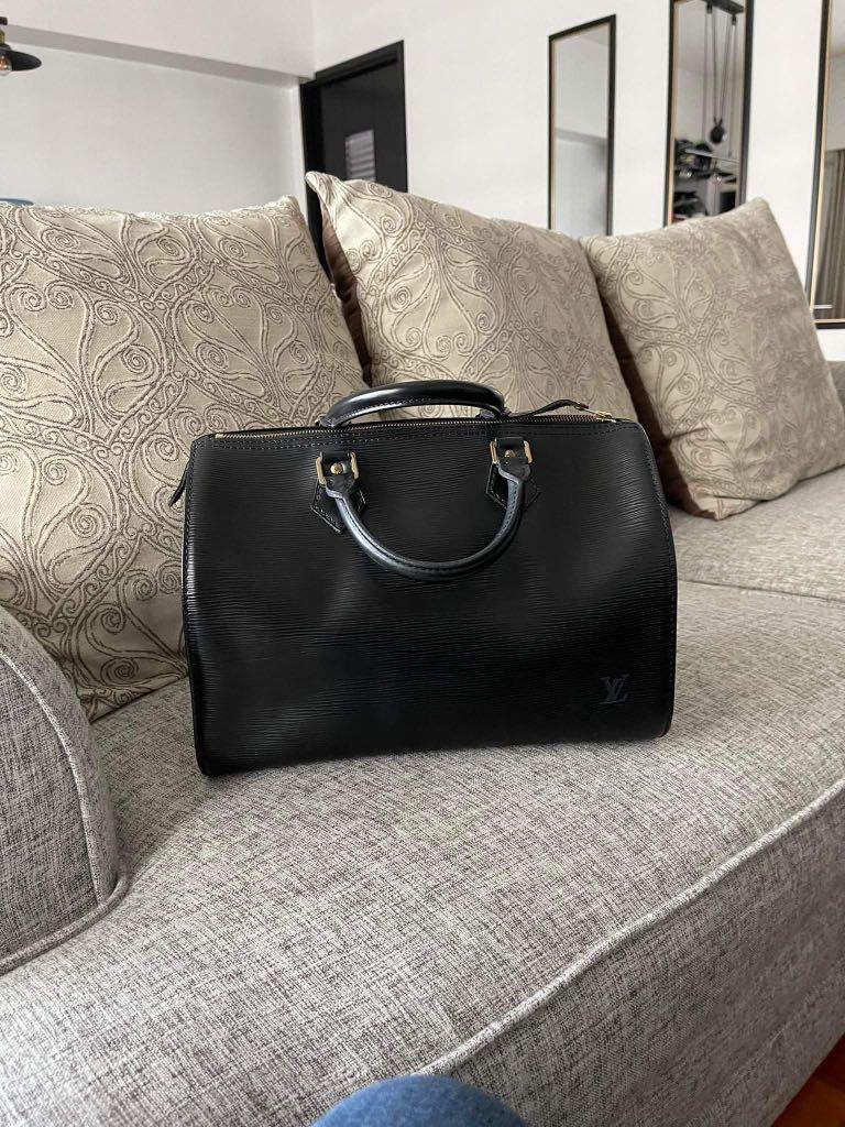 Louis Vuitton Speedy 30 EPI black, Luxury, Bags & Wallets on Carousell