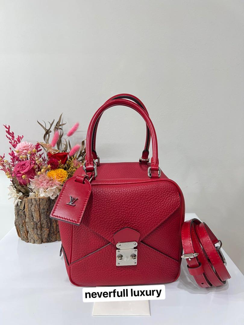 Neo Square Bag Taurillon Leather