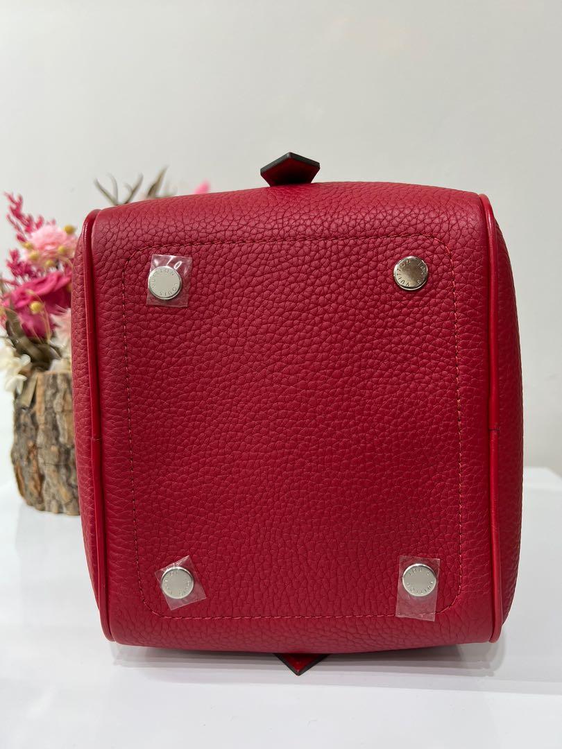 Louis Vuitton Neo Square Bag Taurillon Leather