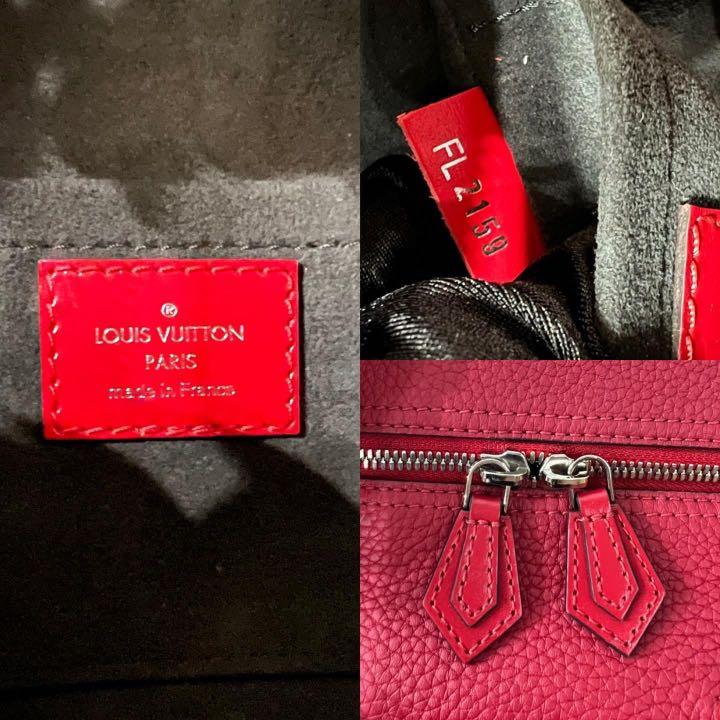 Louis Vuitton Taurillon Neo Square Bag - Red Crossbody Bags, Handbags -  LOU570322
