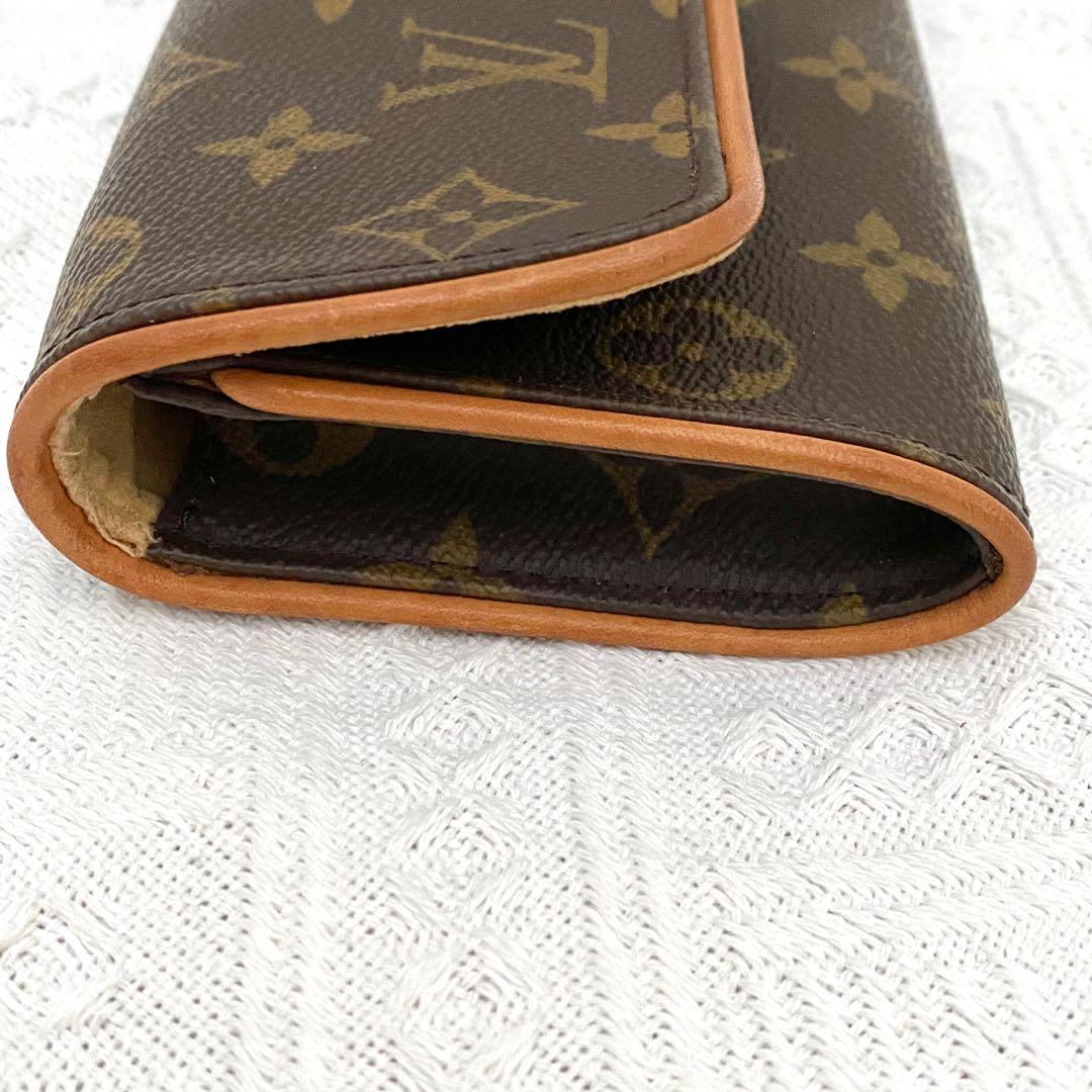 Louis Vuitton Brown Monogram Pochette Twin PM Cloth ref.955543 - Joli Closet
