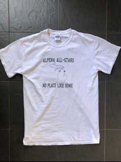 (Category: ) located in . Submitted by donut.thrift (Listing ID 1152455165, Image 1). Description: .