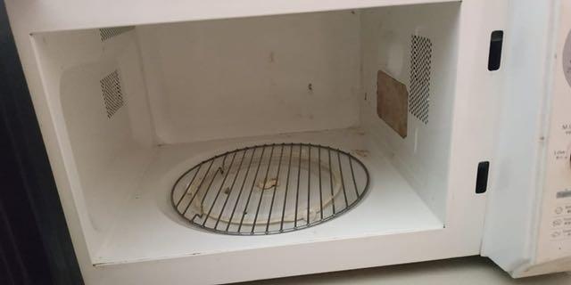 Microwave, Kitchen \u0026 Appliances di Carousell