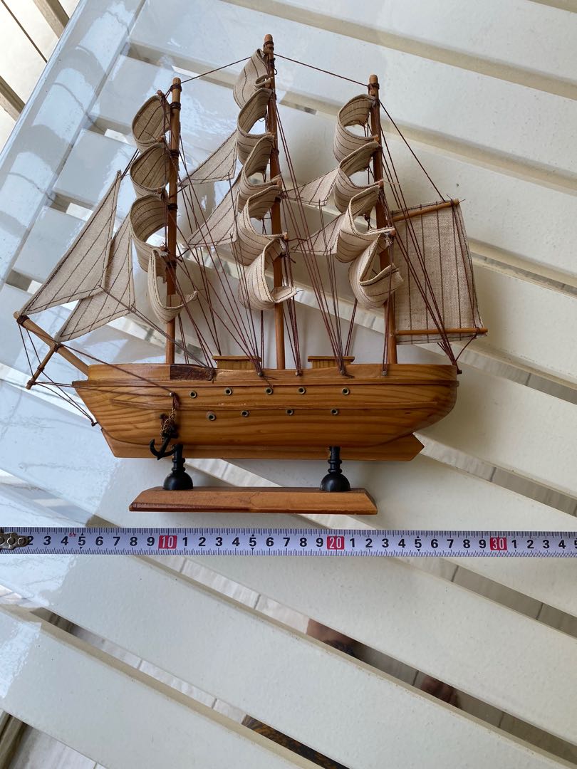 Model ship decor, Furniture & Home Living, Home Decor, Other Home Decor