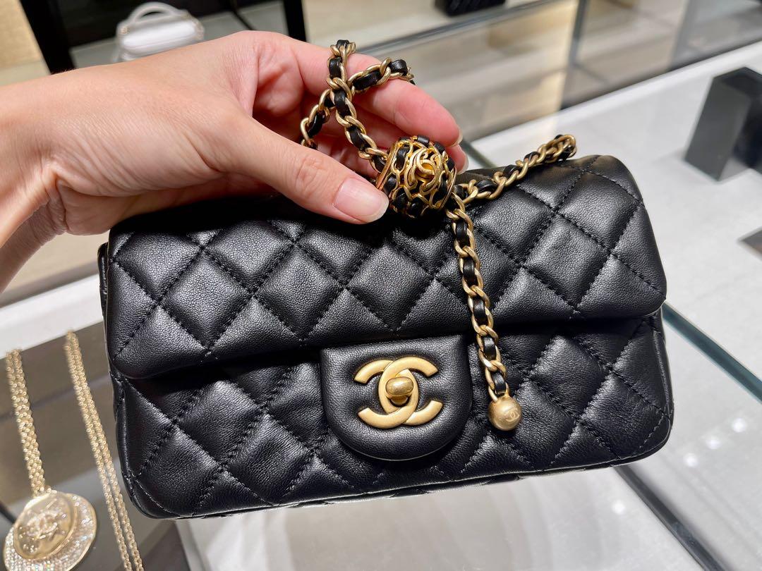 Chanel Black Quilted Lambskin Pearl Crush Small Box Bag