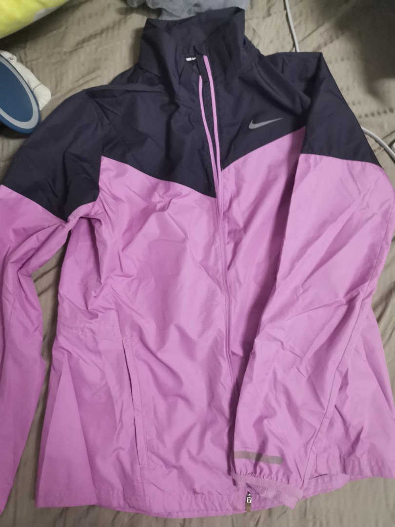 pink and black nike jacket windbreaker