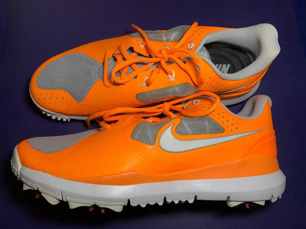 Tiger woods 14 golf shoes discount