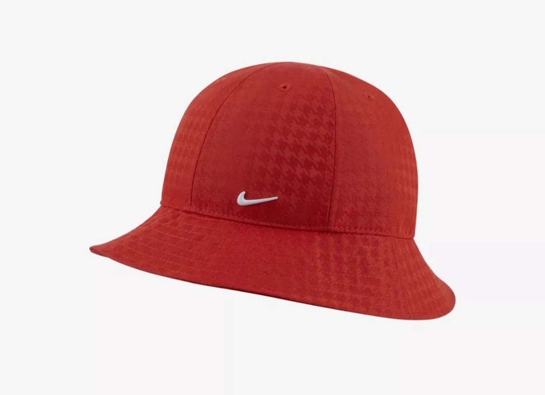 Nike women's icon clash bucket hat RED, Men's Fashion, Watches & Accessories, Caps & Hats on