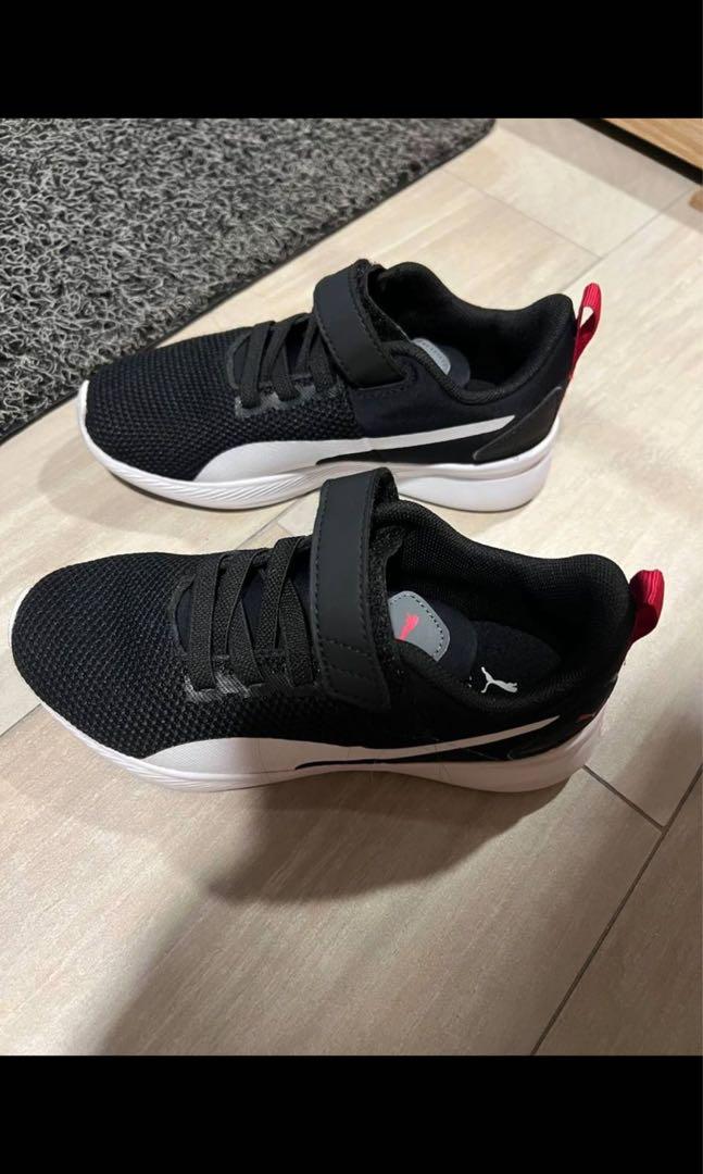 puma flyer runner v ps kids shoe Babies Kids Babies Kids Fashion on Carousell